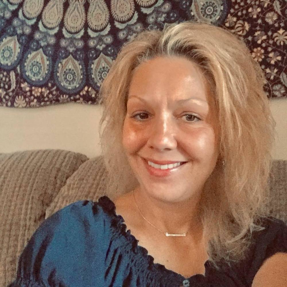 Meet your Posher, Holly